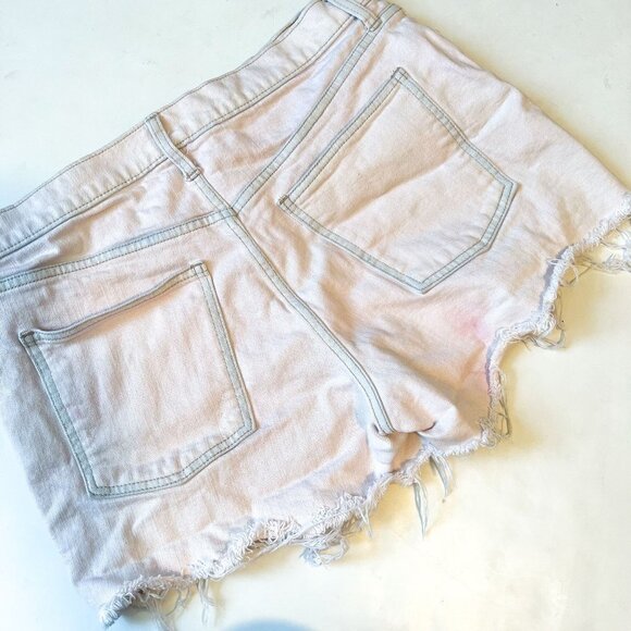 GAP High Rise 3" Denim Shorts in Spring Pink. size 31" - Picture 4 of 14